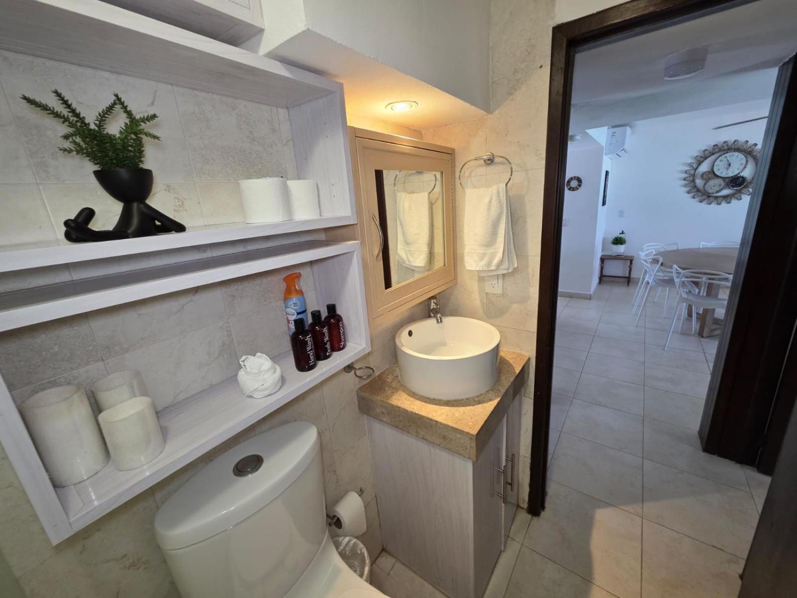 Perfect Vacation Getaway,Ocean View,Wifi, Beach Cancun Exterior photo